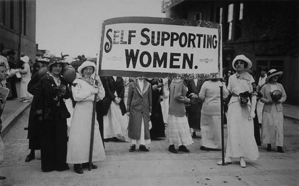 "Self Supporting Women" at the suffrage march in Boston, May 2, 1914, Wikimedia Commons