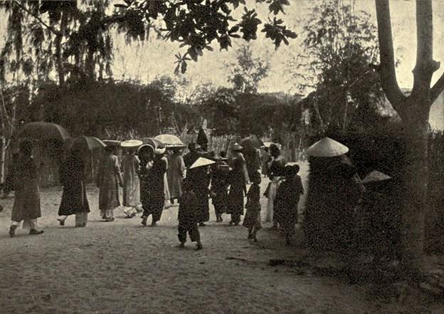 Annamese wedding, 1910, Wikimedia Commons